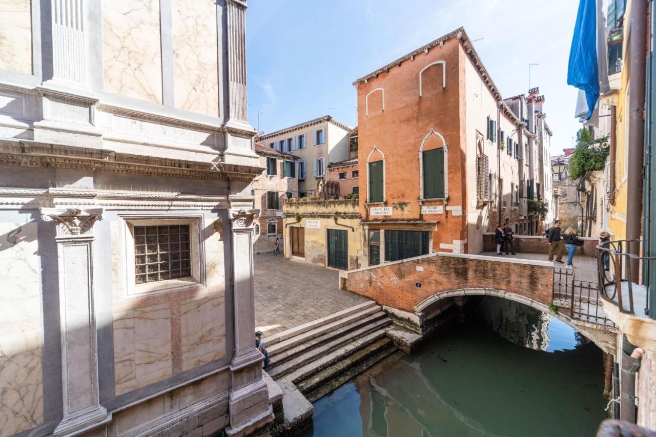 Palazzo Miracoli Apartments Velence Kültér fotó